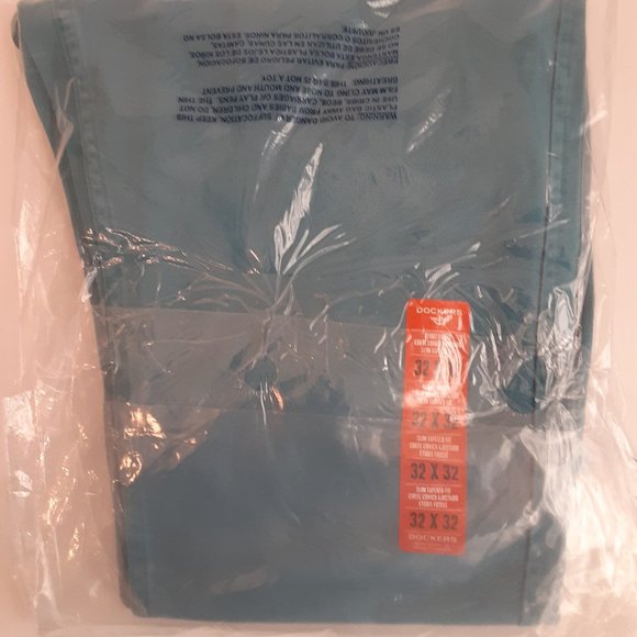 COPY - Dockers khakis - Picture 4 of 5